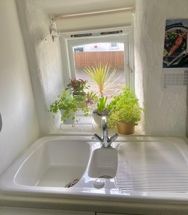 Idyllic Cornish Cottage, Superking Bed, Private Garden Dogs Welcome Truro Luaran gambar